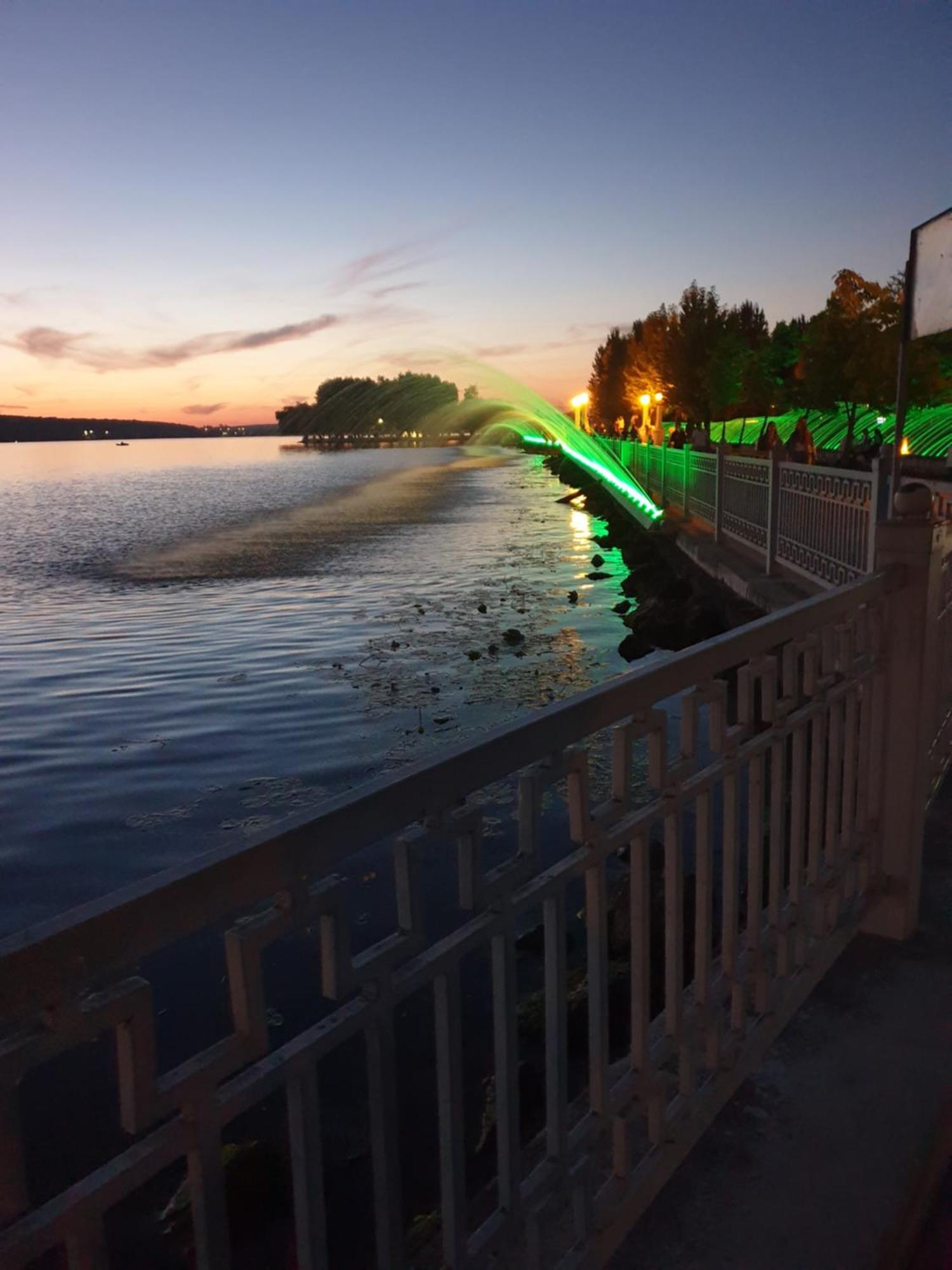 Стильна Квартира-Студія В Центрі Міста На Набережній Ternopil Quarto foto