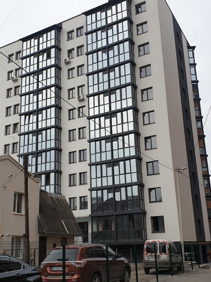 Стильна Квартира-Студія В Центрі Міста На Набережній Ternopil Exterior foto